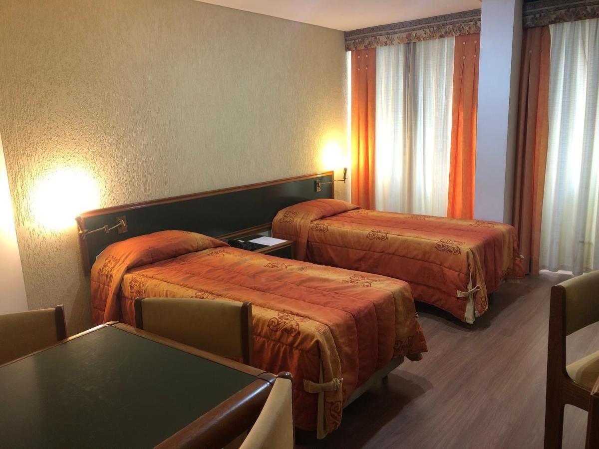 Duomo Park Hotel Curitiba Dış mekan fotoğraf